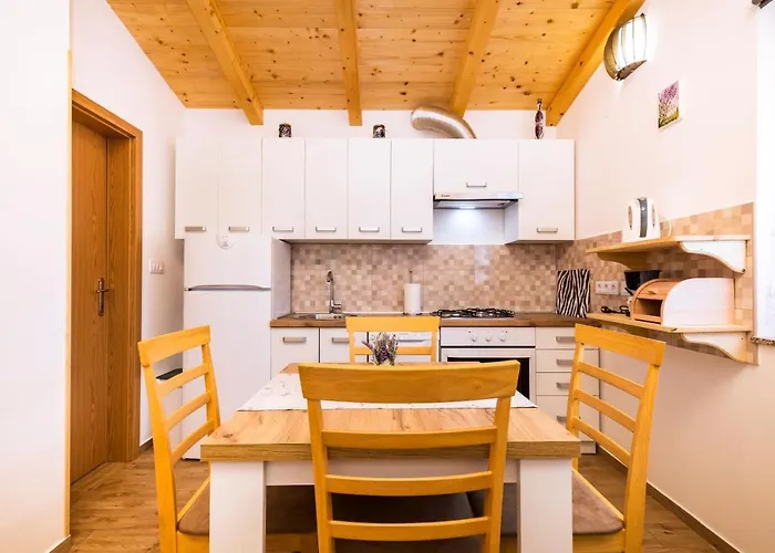 펜션 Sabljak-nerezine 말리로시니